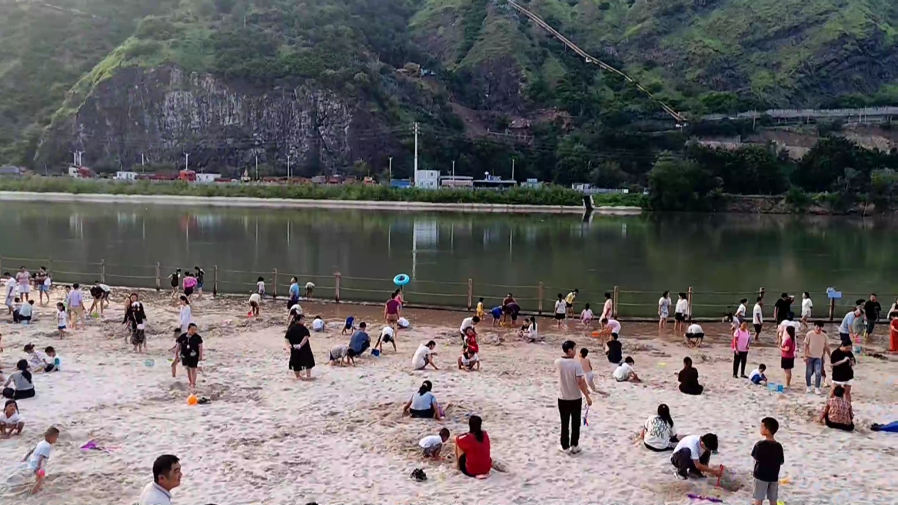 民声 银江湖亲水“火”  安全弦时刻“绷[00_02_25][20250818-182854].png