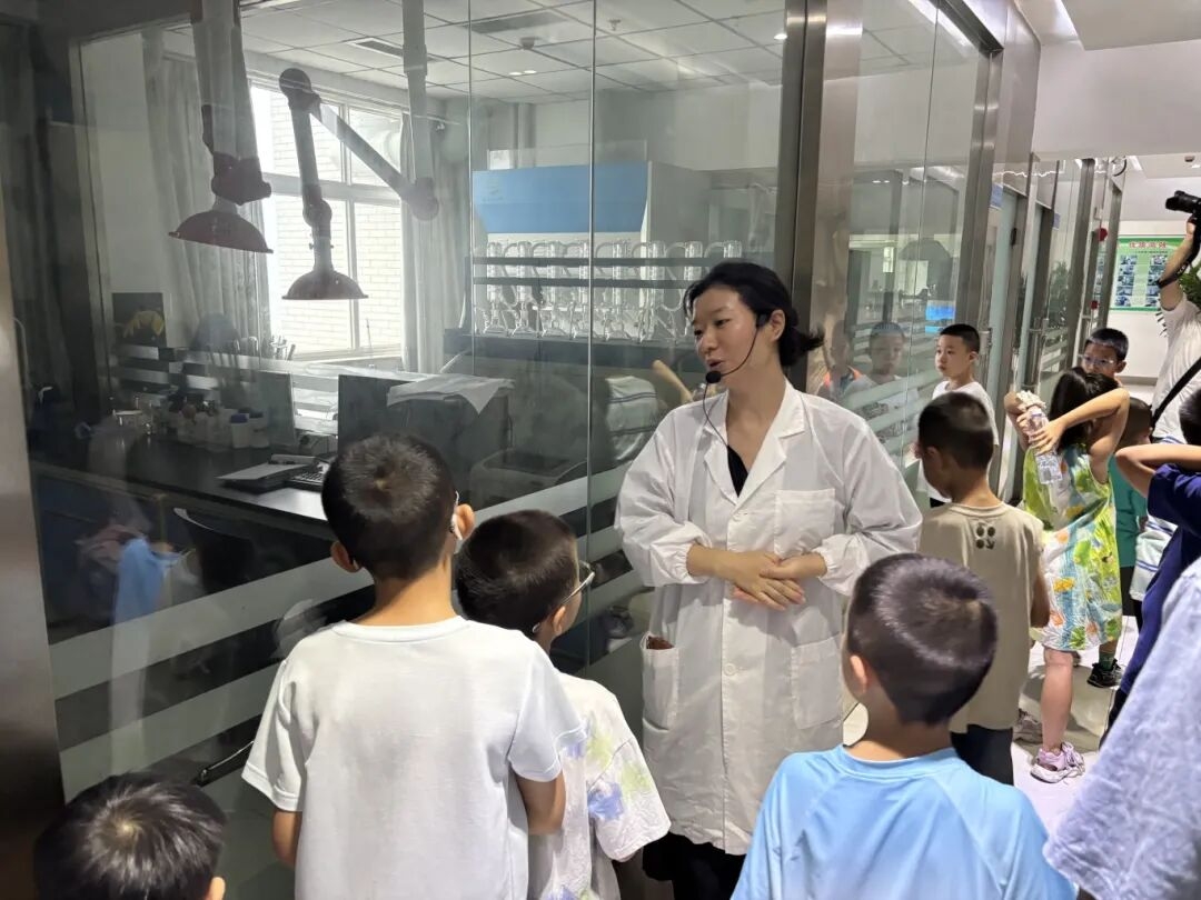 微信图片_20250906105502_166_360.jpg